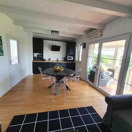Dalmatian Traditional House Md Holiday home *