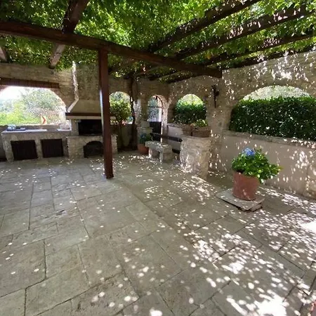Holiday home Dalmatian Traditional House Md